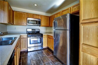 6270 Lapilli Ave, Las Vegas, NV 89139 - photo 7