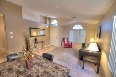 921 E Gary Dr, Chandler, AZ 85225 - photo 2