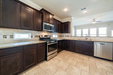 31726 Breezy Retreat Ct, Spring, TX 77386 - photo 6