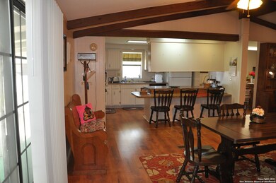 930 Citrus Dr, Alamo, TX 78516 - photo 5