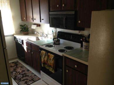 1475 Mount Holly Rd unit J4, Beverly, NJ 08010 - photo 7