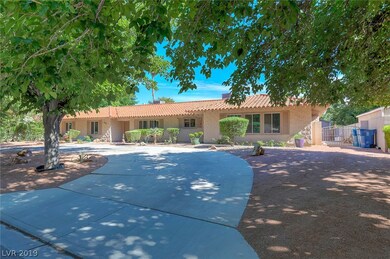 3672 S Rosecrest Cir, Las Vegas, NV 89121 - photo 3