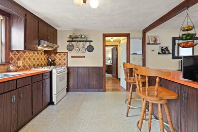 79 Park St, Arlington, MA 02474 - photo 4
