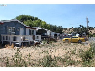 384 N McHaley St, Prairie City, OR 97869 - photo 4