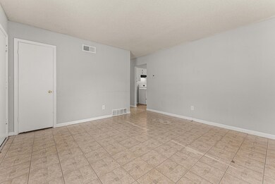 2189 Lisa Ave, Memphis, TN 38127 - photo 5