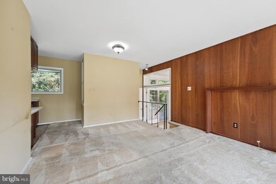 1502 Wake Forest Dr, Alexandria, VA 22307 - photo 6