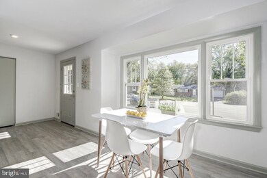 13309 Cleveland Ln, Fort Washington, MD 20744 - photo 6