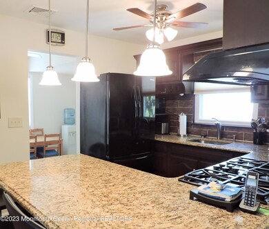 136 N Bayside Rd, Lavallette, NJ 08735 - photo 5