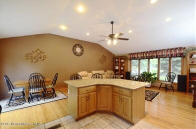 granite counters; 42 inch cabinets