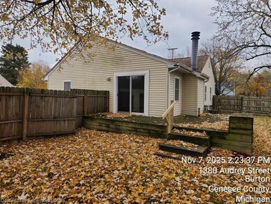 1380 Audrey St, Burton, MI 48509 - photo 4