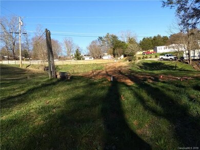 50 Green Vale Drive, Leicester NC .56 Acres