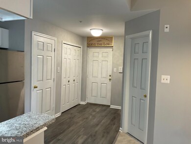 9808 Lake Pointe Ct unit 301, Upper Marlboro, MD 20774 - photo 6