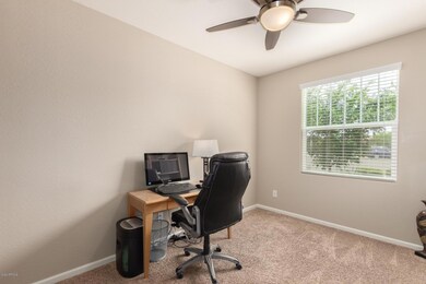 Front bedroom2