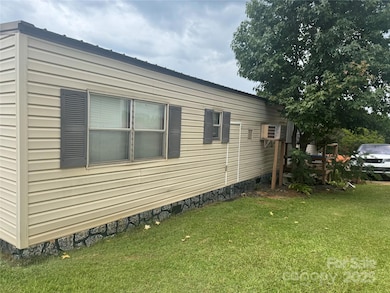 403 Fontana Ln, Spartanburg, SC 29303 - photo 4