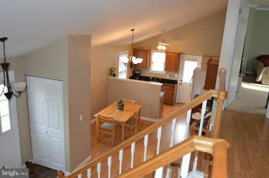 2429 Yarmouth Ln, Crofton, MD 21114 - photo 2