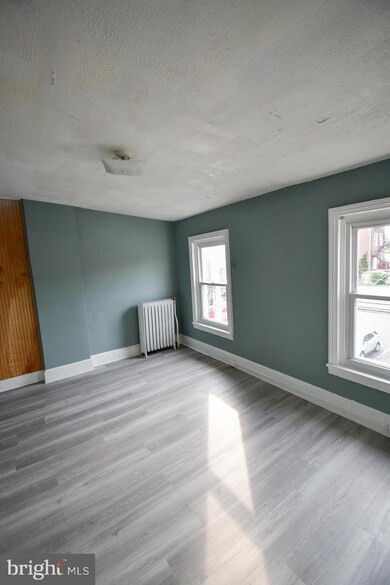 330 Green St, Norristown, PA 19401 - photo 7