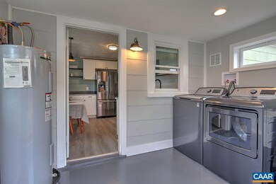 901 Rougemont Ave, Charlottesville, VA 22902 - photo 6