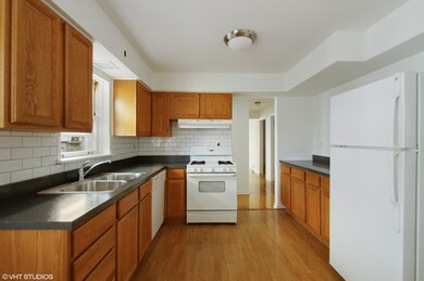 1627 W Rascher Ave unit 1, Chicago, IL 60640 - photo 4