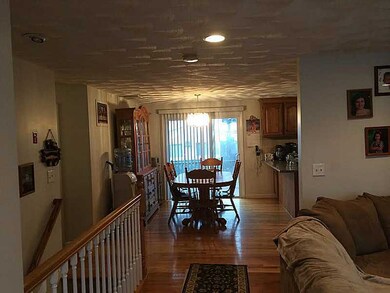 10 Bridgton Ct, Cranston, RI 02910 - photo 4