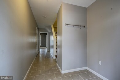 444 Blossom Ln, Frederick, MD 21701 - photo 5