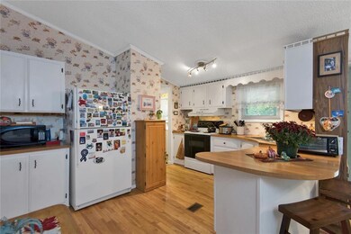 6 Tulip Ave, Freeport, ME 04032 - photo 5