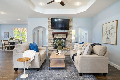 865 E Stone Crest Dr, Nixa, MO 65714 - photo 2