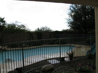 Pool w/ childproof fencing