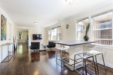 6052 N Mozart St, Chicago, IL 60659 - photo 4