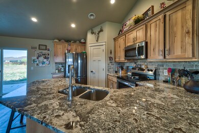 unlisted-address, Cody, WY 82414 - photo 3