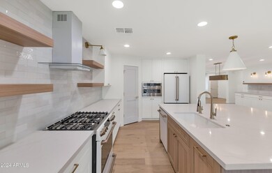 4154 N 35th Place, Phoenix, AZ 85018 - photo 5