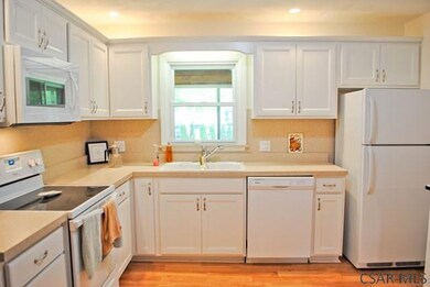 1565 Shelburne Place, Johnstown, PA 15905 - photo 6