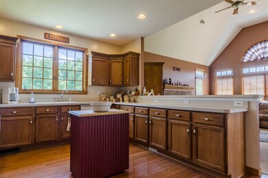 21 Settlers Ln, Oswego, IL 60543 - photo 6