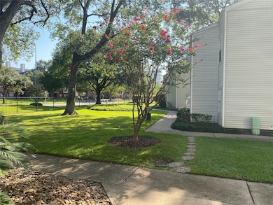 Great community in the heart of Westchase.