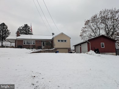 1250 Valley Rd, Marysville, PA 17053 - photo 4