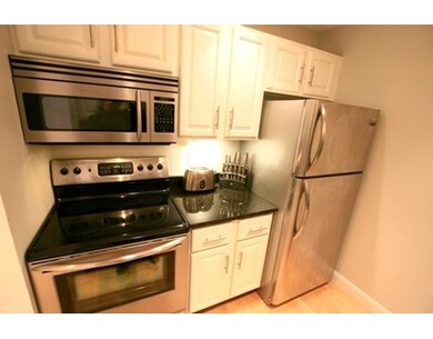 The Mariner Condominiums unit 702, Boston, MA 02109 - photo 3