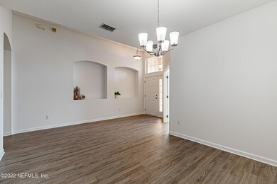 7 Dining Room 2