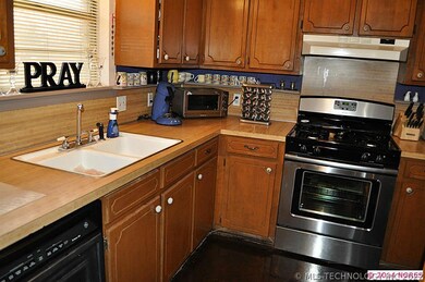 Newer stainless steel gas stove.