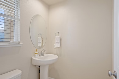 4591 Sandpiper Cir, Turlock, CA 95382 - photo 5