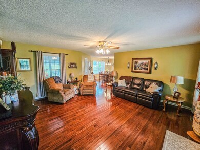 143 Longwood Dr, Shelbyville, TN 37160 - photo 7