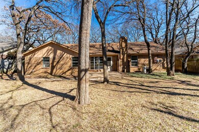 2929 Ridgewood Dr, Hurst, TX 76054 - photo 7