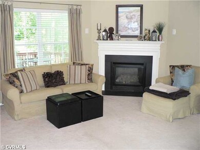 Den/Family/Great Room - Family Room with Gas Firep
