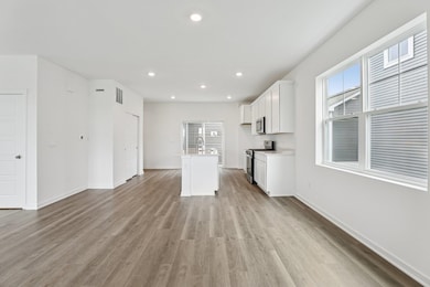 525 Oak Opening Dr, Stoughton, WI 53589 - photo 6