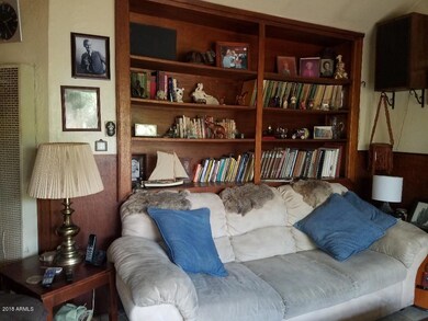 6225 E. Windstone - Living room with boo