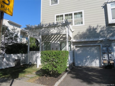 2-16 Beach 79th St, Far Rockaway, NY 11693 - photo 6