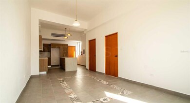 319 Recinto Sur unit 6, San Juan, PR 00901 - photo 2