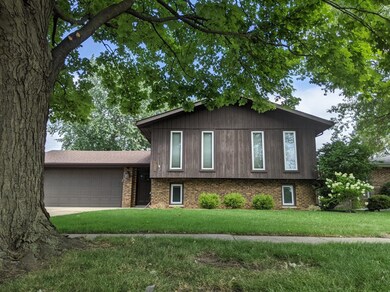 618 E Pine St, Griffith, IN 46319 - photo 2