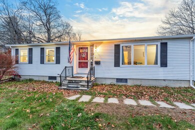 4 Russell St, Farmingdale, ME 04344 - photo 3