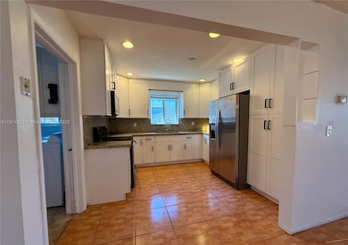 7340 Allen Dr, Hollywood, FL 33024 - photo 4