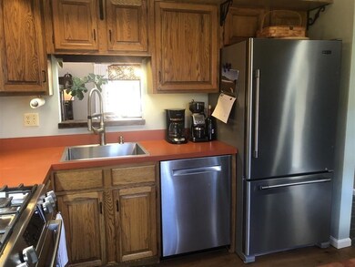 69 Quarry Cir, Milford, NH 03055 - photo 7