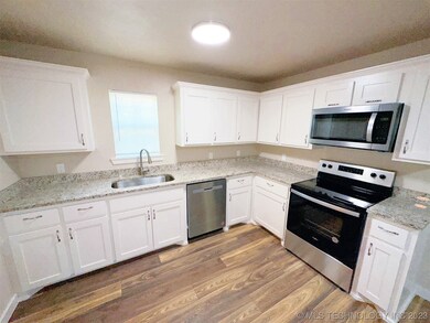 554 S Mission Ave, Tahlequah, OK 74464 - photo 6